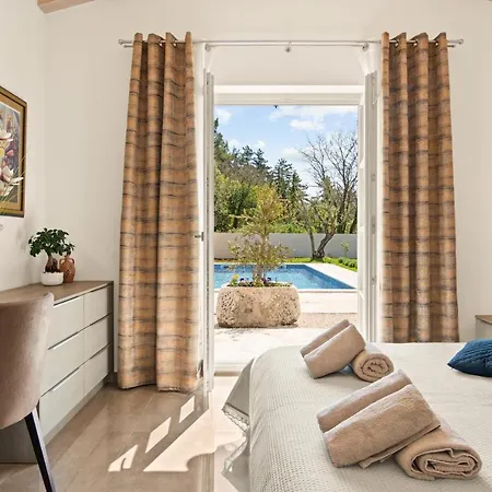 Iria Bella Villa Marcana