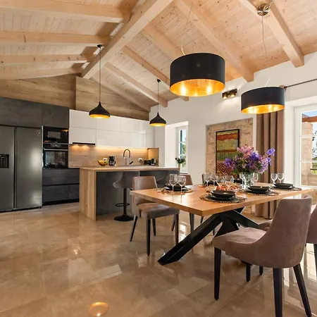 Iria Bella * Marcana