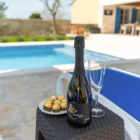 Вилла Iria Bella *