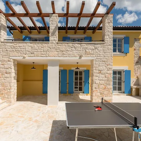 Iria Bella Villa